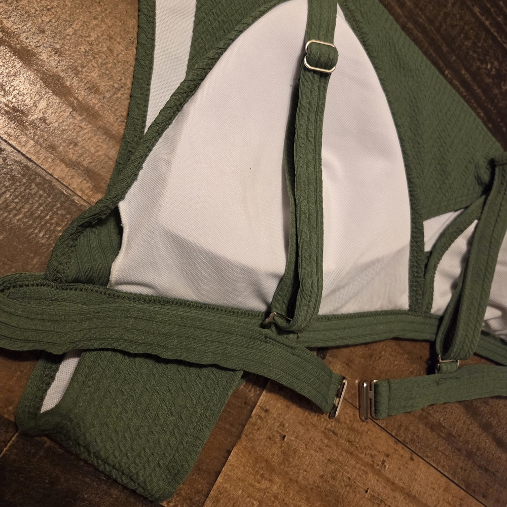 Green Ribbed Bikini Set - Picture 4 of 8
